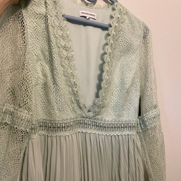 Sage Green Formal Dress - Picture 2 of 6